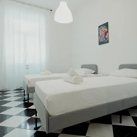 Art Deco Bramante San Giusto شقة *