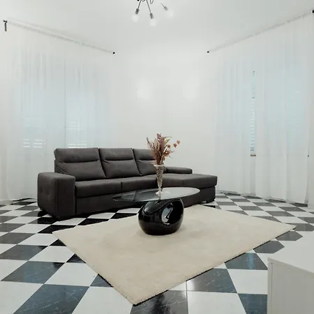 شقة Art Deco Bramante San Giusto